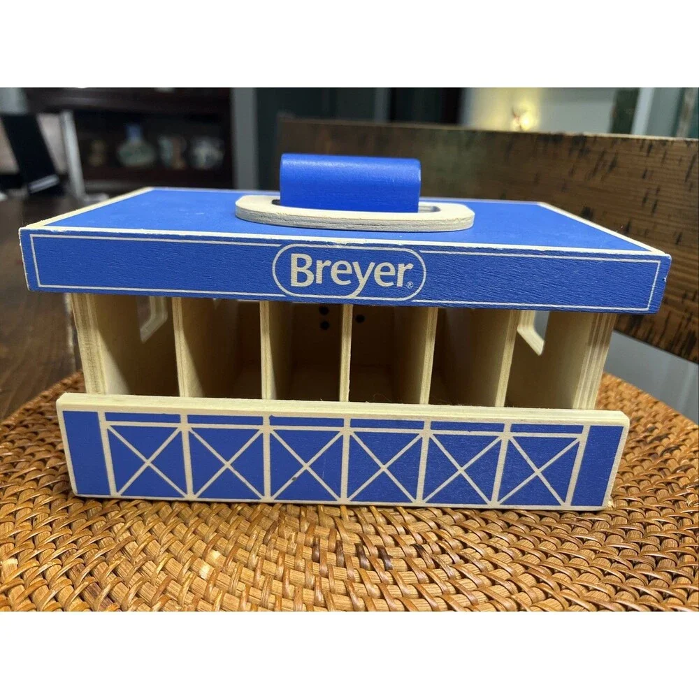 Breyer Farms 6 Stall Toy Horsebarn Wood Carry Case Blue Stable